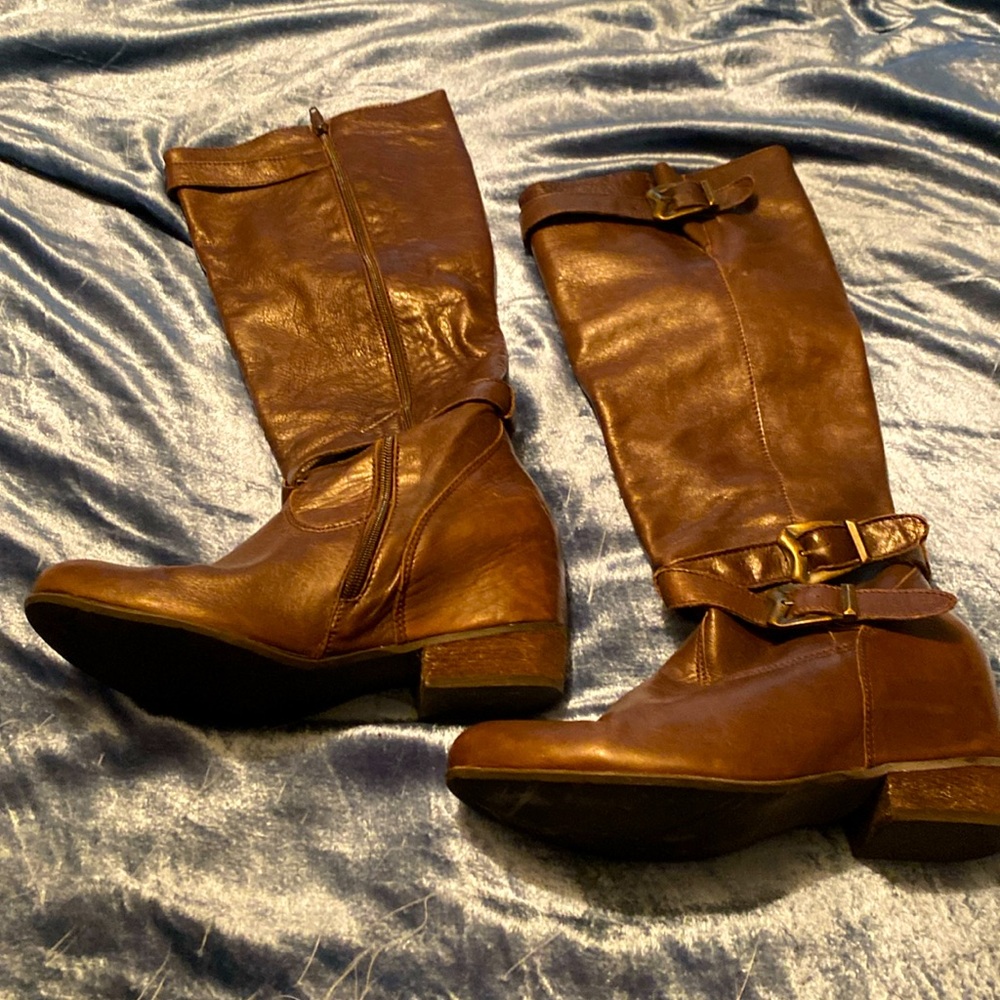 Mia Mooz Women’s Riding Boot